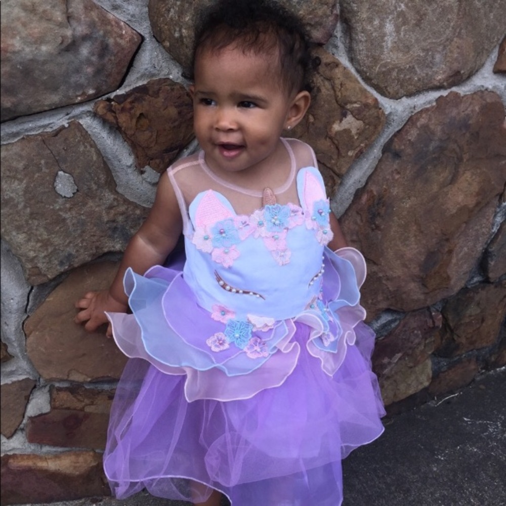 Girls Unicorn Dress size 12-18mo
Worn once